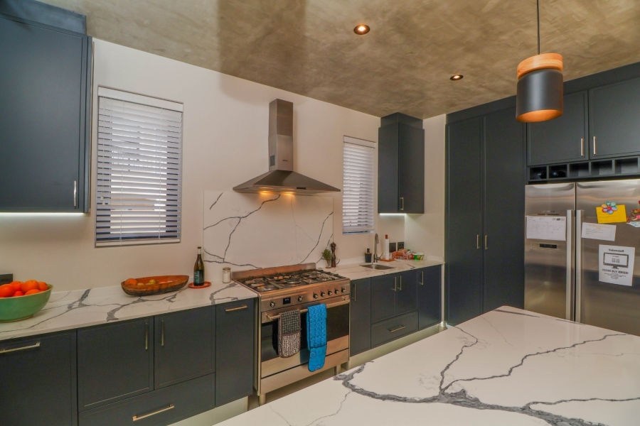 3 Bedroom Property for Sale in The Hill Western Cape